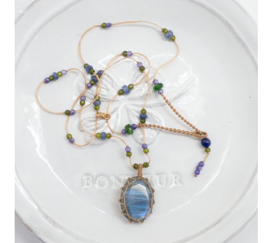 COLLIER TIBETAIN COURT - LABRADORITE...