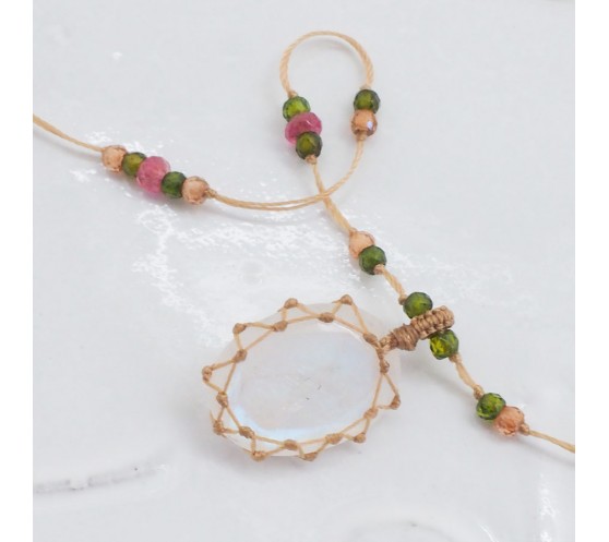 COLLIER TIBETAIN COURT - RAINBOW...